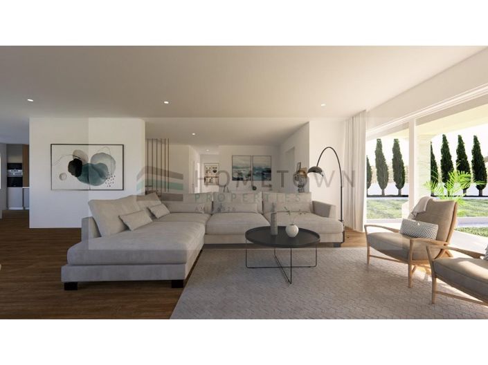 Image No.8-4 Bed House for sale