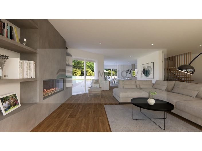 Image No.9-4 Bed House for sale