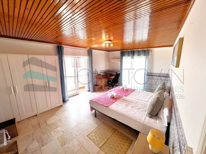 Image No.17-6 Bed Apartment for sale