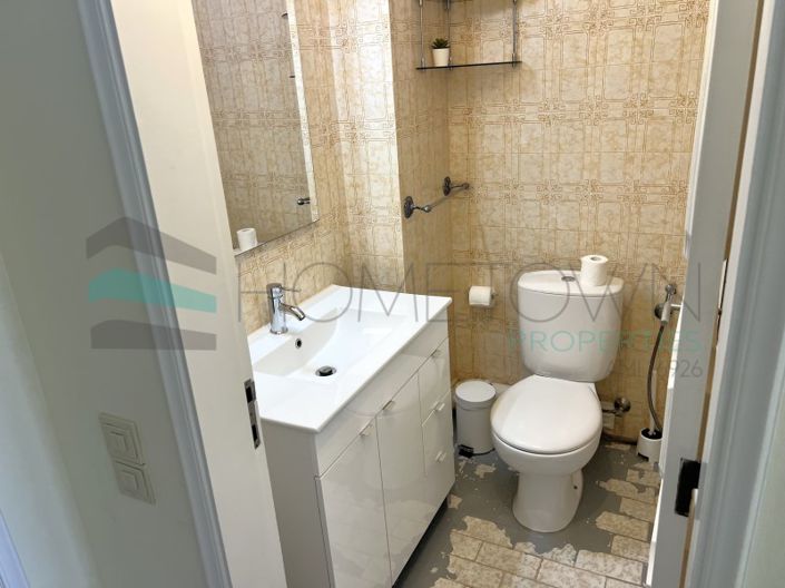 Image No.24-6 Bed Apartment for sale