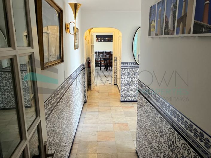 Image No.26-6 Bed Apartment for sale