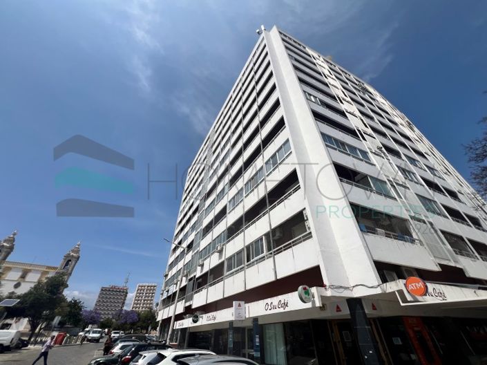 Image No.34-6 Bed Apartment for sale