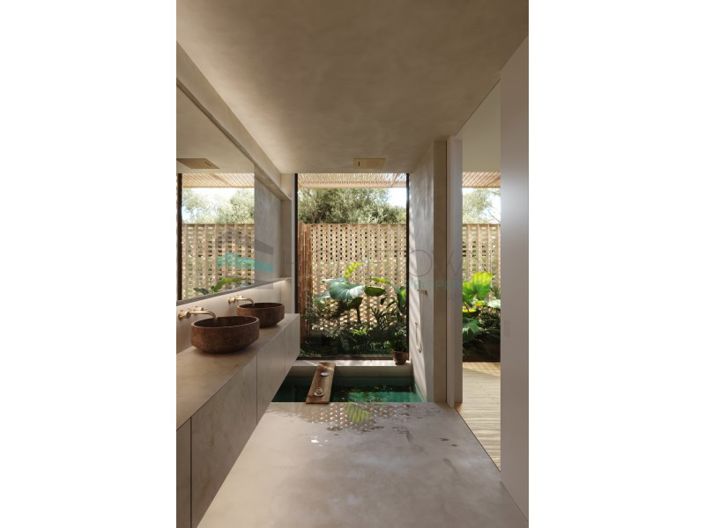 Image No.8-4 Bed House for sale