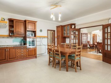 id06e2a101-0000-0500-0000-00001611ae1a