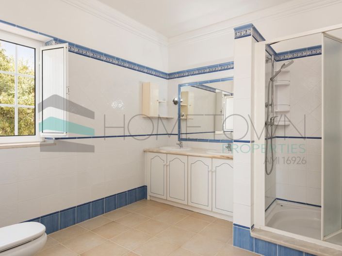 Image No.41-Maison de 5 chambres à vendre à Loule