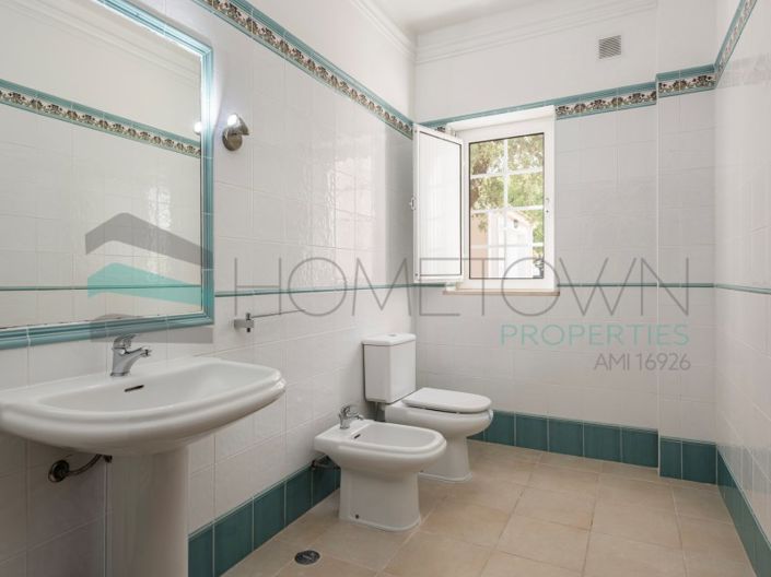 Image No.51-Maison de 5 chambres à vendre à Loule