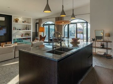 idc0f2a601-0000-0500-0000-000016b094cc