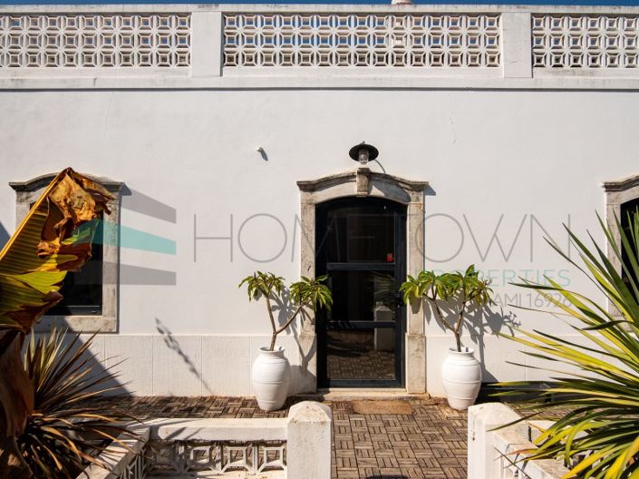 Image No.47-3 Bed House for sale