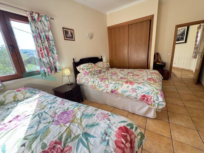 Image No.13-3 Bed House for sale