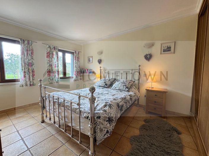 Image No.14-3 Bed House for sale