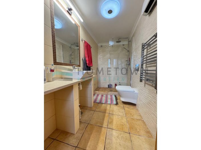 Image No.15-3 Bed House for sale