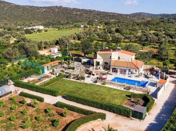 Image No.3-3 Bed House for sale