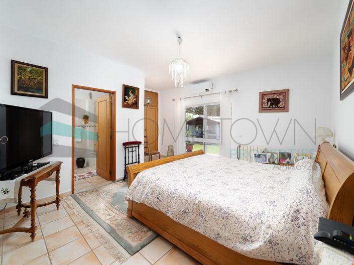 Image No.23-4 Bed House for sale