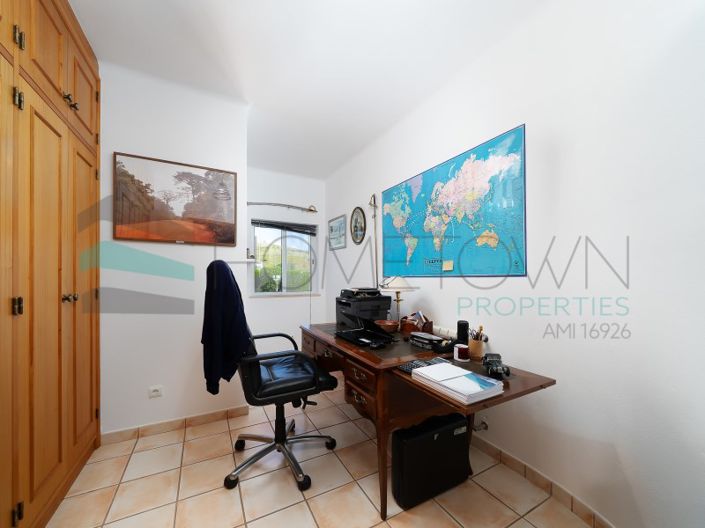 Image No.37-4 Bed House for sale