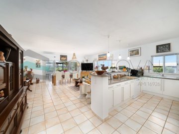 id41819c01-0000-0500-0000-000015a77353