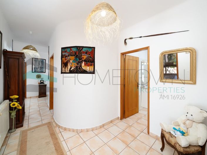 Image No.9-4 Bed House for sale