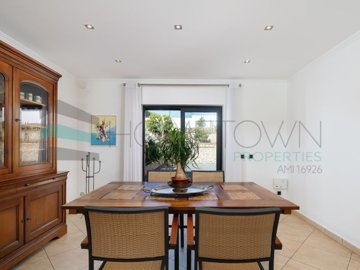 iddd819c01-0000-0500-0000-000015a7801e