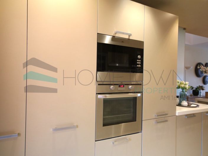 Image No.10-3 Bed Apartment for sale