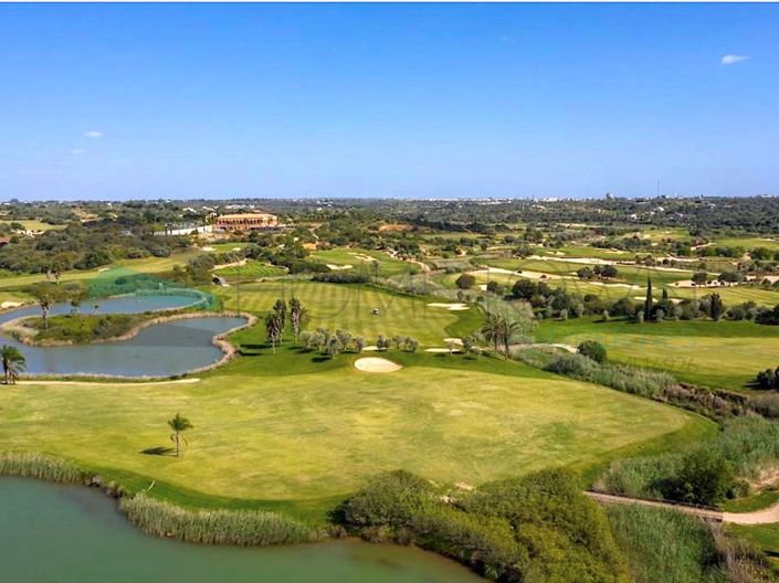 Image No.12-3 Bed Apartment for sale