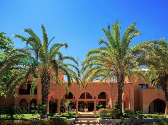 Image No.18-3 Bed Apartment for sale