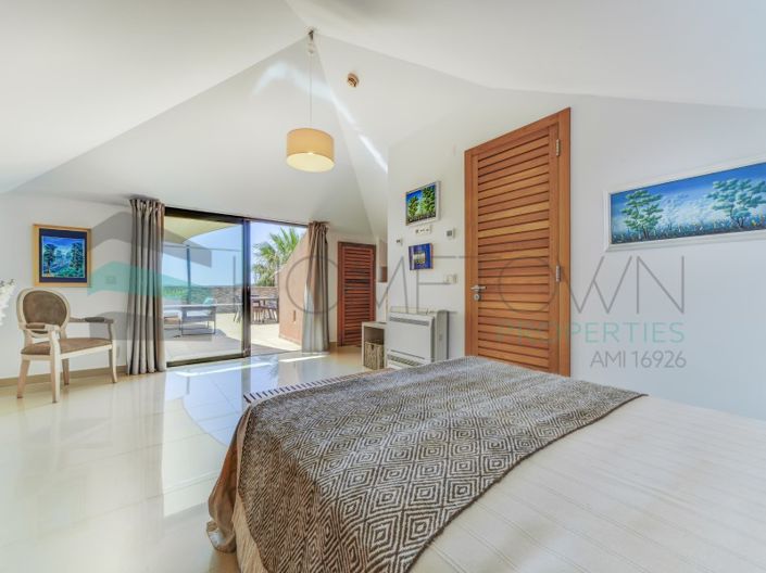 Image No.20-3 Bed Apartment for sale