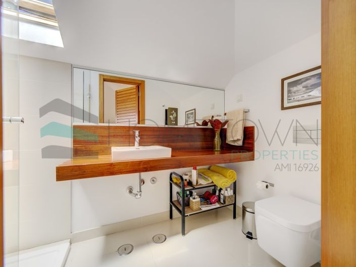 Image No.22-3 Bed Apartment for sale