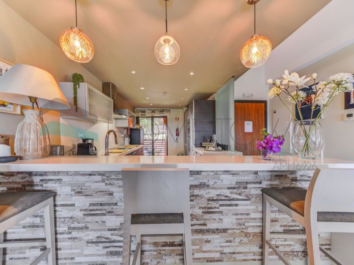 Image No.3-3 Bed Apartment for sale