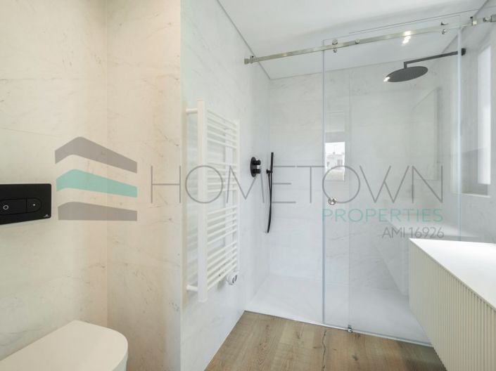 Image No.26-4 Bed House for sale