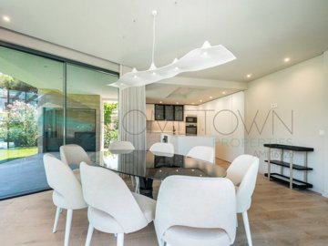 idae677901-0000-0500-0000-000013792da8