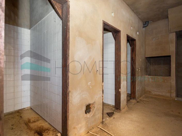 Image No.10-Commercial for sale