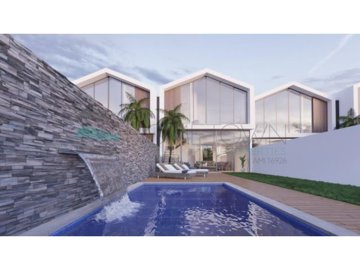 id24997e01-0000-0500-0000-0000137302fd