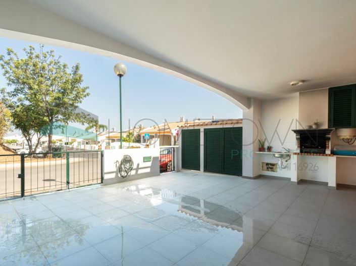 Image No.27-3 Bed House for sale