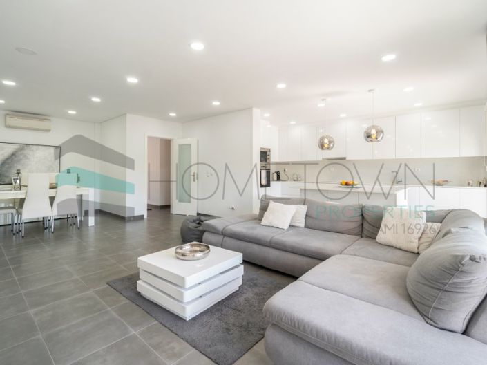 Image No.6-3 Bed House for sale