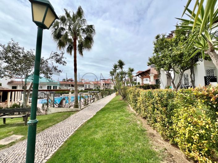 Image No.23-2 Bed Apartment for sale