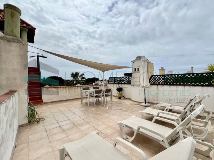 Image No.24-2 Bed Apartment for sale