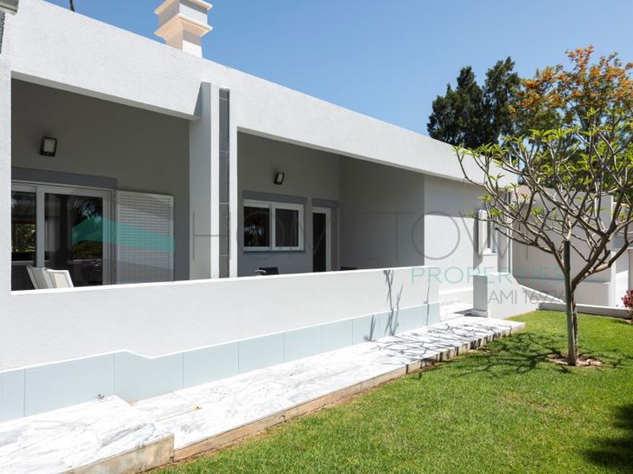 Image No.35-5 Bed House for sale