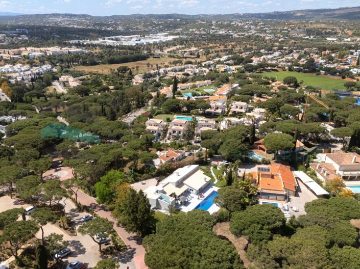 Image No.50-5 Bed House for sale