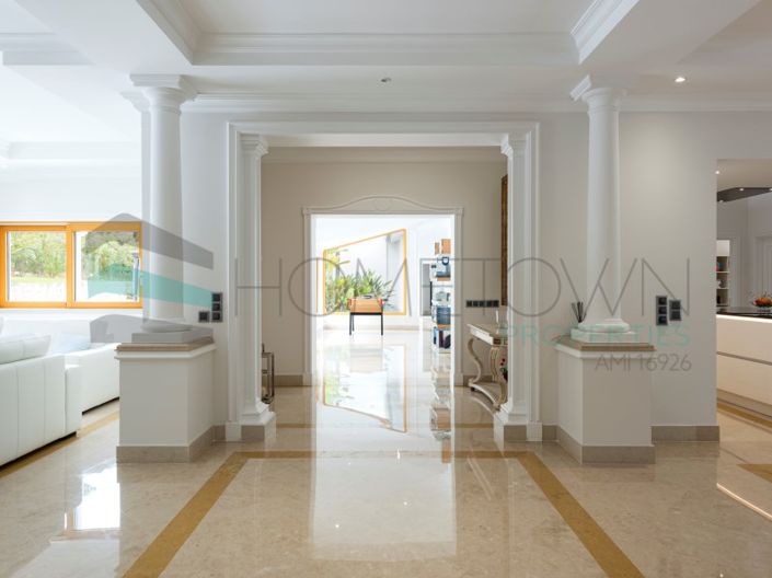 Image No.6-5 Bed House for sale