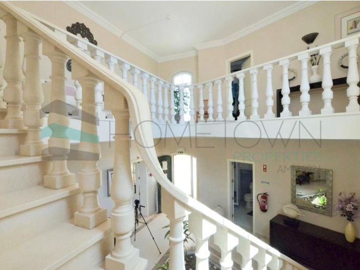 Image No.12-5 Bed House for sale