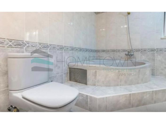 Image No.19-5 Bed House for sale