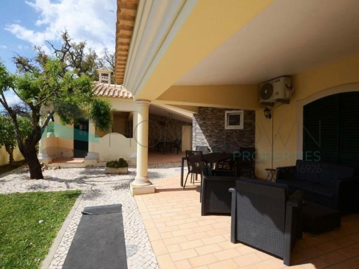 Image No.20-5 Bed House for sale