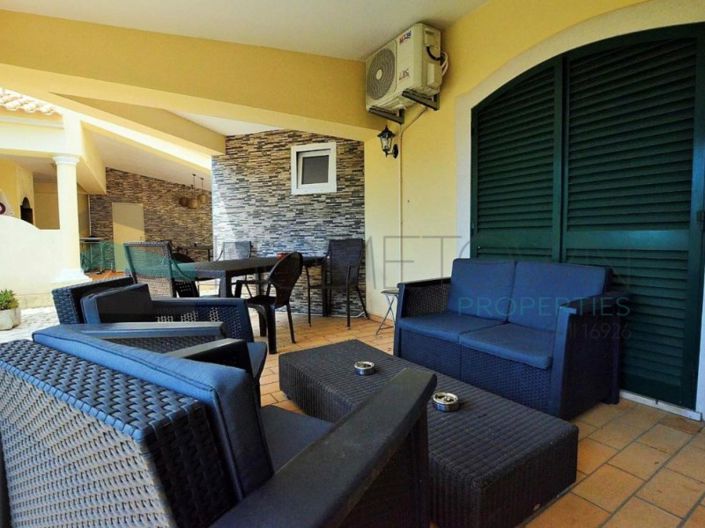 Image No.21-5 Bed House for sale