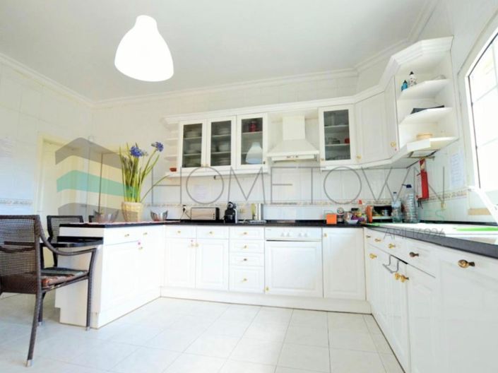 Image No.7-5 Bed House for sale