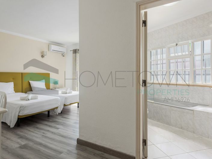 Image No.12-7 Bed House for sale