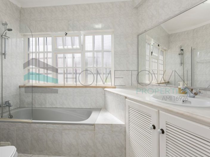 Image No.13-7 Bed House for sale