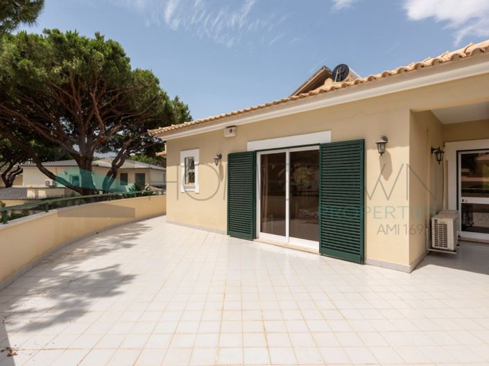 Image No.33-7 Bed House for sale