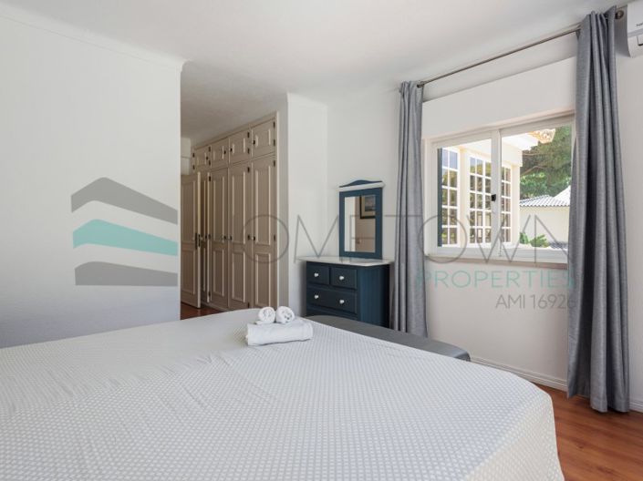 Image No.35-7 Bed House for sale