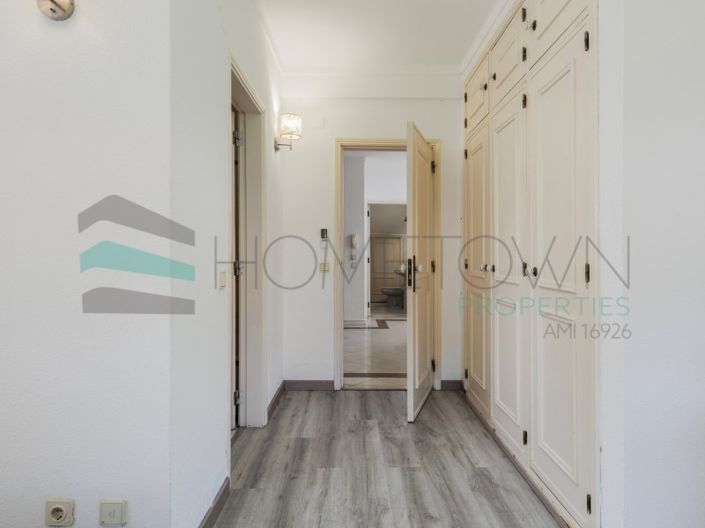 Image No.40-7 Bed House for sale