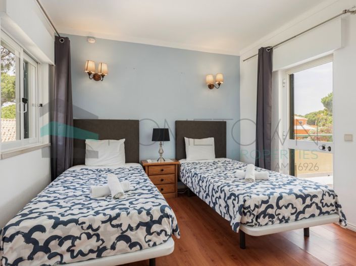 Image No.43-7 Bed House for sale