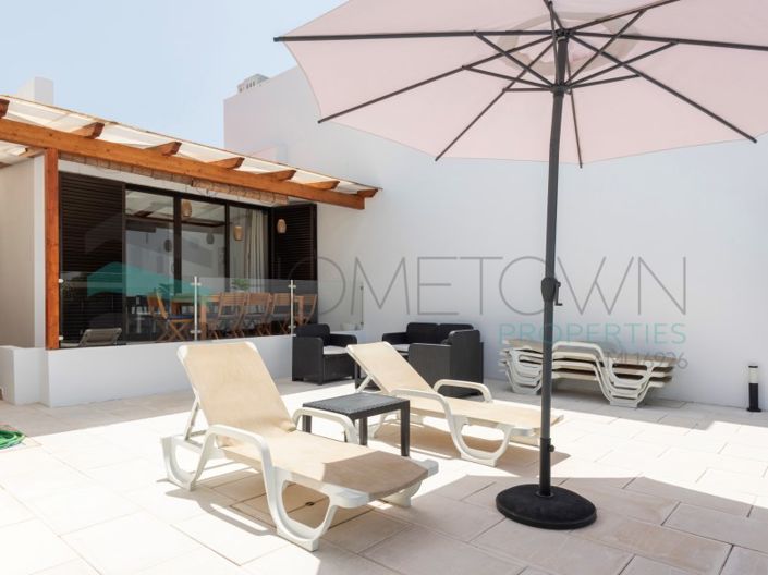 Image No.17-4 Bed House for sale